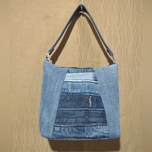 Handmade Upcycled Handbag 18 - Picture 3 of 6